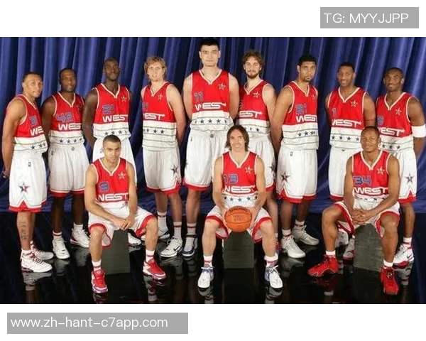 CBA全明星元老赛精彩回顾王治郅错失绝平三分传奇球员同场竞技展风采